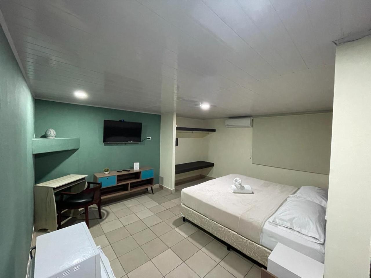 Hostal El Prado Panama Stadt Exterior foto